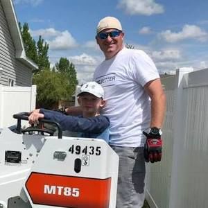 Meet your Posher, Derik